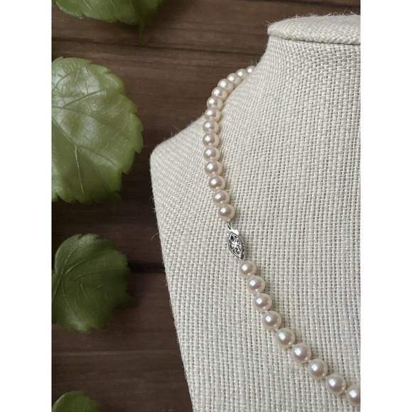 14k White Gold 6mm Pearl Necklace - 17” Hand Knotted - Rose Overtone Lustre - Picture 8 of 12